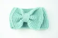 Diadema de punto verde menta con gran lazo para mujer, accesorio de pelo cálido de invierno. - Verde menta