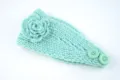 Mintgrünes Strick Stirnband mit Häkelblume und Knöpfen, warmes Ohrenwärmer Haarzubehör für Damen. - NO.30 Minzgrün