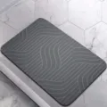 Grey bathroom floor mat with modern wavy geometric pattern, absorbent anti-slip design. - 40*60cm / Silver Gray Curve