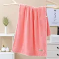 Solid color coral velvet bath towel, soft and absorbent, comfortable home textile in pink. - 70*140cm / Pink