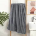 Serviette de bain en polaire corail motif ananas gris, douce et super absorbante. - Gris foncé / 70*140cm