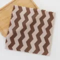 Asciugamano quadrato in pile corallo marrone beige motivo chevron morbido 30x30cm - 30*30cm / Marrone