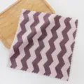 Toletta quadrata in pile corallo chevron viola, asciugamano viso morbido e assorbente. - 30*30cm / Viola