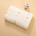 Double layer cotton gauze baby swaddle blanket with cute stars and moon print for newborns. - 100x100cm / Crpe Star and Moon