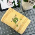 Cross-border cartoon jacquard soft absorbent adult bath towel with cute green embroidery. - Hooded Yellow