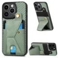 Grüne gewebte Handyhülle mit Kartenhalter und Ständer, kompatibel für iPhone Modelle. - Grün / iP 15