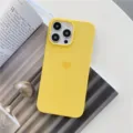 Coque de téléphone jaune mate avec design de cœur mignon, découpes précises, housse de protection. - Jaune
