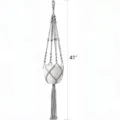 Handgemaakte geweven macramé plantenhanger met witte pot 41 inch interieur tuindecor - Bloemenpatroon Stijl / Grijs