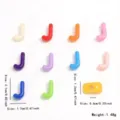 Perles en acrylique colorées en forme de lettre J pour bijoux DIY, couleurs variées, solide - Style Lettre J (YKL0226-10) / 10 Pièces/Paquet / Multicolore Mixte