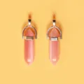 Rosa sechseckige Kristallstein-Anhänger mit silbernen Ösen für DIY-Schmuckherstellung. - Transparent Rosa Türkis