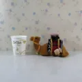 Leptomeris apeikonisi enos diakosmitikou me kamili plush gia to grafeio i to spiti sas. - Ξαπλωμένη Καμηλό Ύψος 10cm