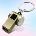 Vintage Metallpfeife Schlüsselanhänger, Retro Stil Überlebenspfeife für Sport und Geschenke. - Pfeifen-Schlüsselanhänger