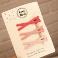 Detail shot of minimalist gradient pink hair clips set on display card, daily hair styling. - 3 Pieces/Pack / Three X - Pink Series