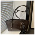 Dark brown retro large capacity shoulder tote bag for women, stylish commute handbag with charm. - With Pendant / Coffee