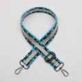 Bandoulière jacquard colorée avec imprimé léopard bleu et boucles métalliques réglables. - Crochet Gunmetal N° 518