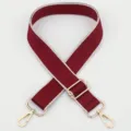 Correa de bolso ancha ajustable color rojo vino con borde beige y herrajes dorados. - No 295 Gancho Tono Dorado