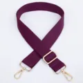 Lila Ersatz-Taschengurt aus Canvas mit goldener Hardware, verstellbarer Schultergurt. - Violettes Baumwollband