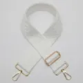 Sangle de sac large et tissée blanche avec motif géométrique et boucles dorées. - Style N° 914