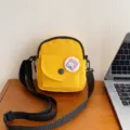 Sac bandoulière en toile jaune pour femme étudiante, sac épaule décontracté avec badge lapin - Jaune