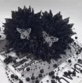 Pince a cheveux fleur en maille noire avec papillons en strass et franges de perles elegantes. - A159 Double Fleur Série Soleil Noir
