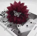 Pince à cheveux fleur scintillante rouge avec papillon strass et pampilles perles noires. - A159 Papillon Rouge