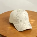 Beige strass honkbalpet met sprankelende sterren en harten voor ideale zonbescherming. - Kinder Stijl, Verstelbare Hoofdomtrek 54CM / Beige