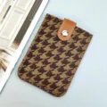 Portacarte donna motivo pied de poule pelle PU marrone chiusura con bottone - Marrone