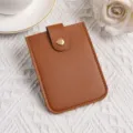 Portacarte in ecopelle marrone con bottone a pressione, custodia sottile per carte di credito. - Caffè Chiaro