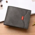 Heren korte portemonnee donkergrijs leer meerdere kaarten stijlvol minimalistisch chic - Zwart