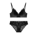 Zwarte Franse kanten lingerieset beugelloze driehoek BH en slip elegante onderkleding - L Past (80ABC) / Top en Broek / Zwart