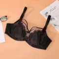 Black French lace plus-size bra with soft underwire, full cup and elegant strap design. - 85.00g / Black