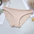 Slip da donna senza cuciture a vita media nude traspirante e confortevole biancheria intima - Taglia S / Pantaloni e gonne / Colore pelle
