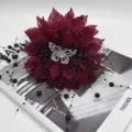 Pince à cheveux fleur pailletée rouge avec papillon strass et frange de perles noires - Papillon Fleur Unique / 13cm / Rouge