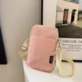 Rosa Cord Umhängetasche für Damen, süße kleine Handytasche Schultertasche mit verstellbarem Gurt. - Rosa