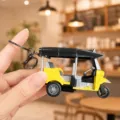 Portachiavi in miniatura tuk-tuk risciò, grazioso ciondolo per borsa modello veicolo. - Triciclo Turistico (Giallo)