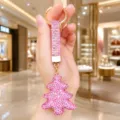 Dettaglio portachiavi albero di Natale in strass lucido, ciondolo borsa cristallo rosa. - Albero di Natale con Strass (Rosa)