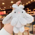 Süßer Plüsch Kaninchen Schlüsselanhänger mit Schleife, weiche Stofftier Tasche Anhänger Deko. - Grau