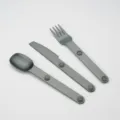 Tragbares magnetisches Besteckset, graues dreiteiliges Geschirr für Picknick und Reisen. - PP-Beutel / Grau (Magnetisch)