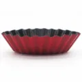 Red and black non-stick metal tart mold round fluted baking pan for kitchen use - Small Egg Mold / Red & Black