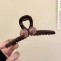 Elegante braune Haarklammer mit Perlen für Damen, stilvolles Haar-Accessoire für schicke Frisuren. - Schokolade Groß