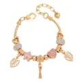 Bracelet à charms plaqué or avec fleurs en émail rose, perles de cristal et pendentifs cœurs. - Fleur Rose Gland
