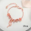 Bracciale a maglia serpente oro rosa con ciondolo fenicottero e cuori di cristallo, 18cm. - 18cm / Bianco