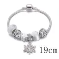 Bracciale con ciondolo a fiocco di neve e perline di cristallo lucide, argento, 19cm. - Bianco / 19cm