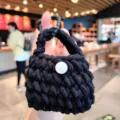 Porte-monnaie en crochet noir fait main mini sac de rangement pour écouteurs clés - Porte-Monnaie Fil de Laine - Noir