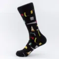 Herren Socken in klassischem Schwarz mit bunten Werkzeug Mustern, bequeme Baumwoll Variante. - Herren Übergröße / Werkzeuge