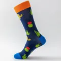 Herren lustige Kaktus Print Wadenhöhe Baumwollsocken mit orange Bund und blauer Ferse. - Herren Übergröße / Kaktus