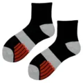 Schwarze Sportsocken mit grauen und roten Streifen für Laufen und Fitness Training. - Einheitsgröße (Größe 37-44) / Schwarz