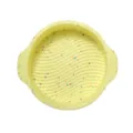 Moule à gâteau rond en silicone 9 pouces jaune antiadhésif avec pois confettis et poignées - Moule à Gâteau Jaune à Pois Colorés