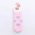 Calzini invernali carini in pile di corallo, design con coniglietto di peluche e cuori rosa. - Colore 7