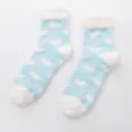 Calzini invernali spessi in pile di corallo con motivo a cuori bianchi, caldi e morbidi per dormire. - Taglia unica / Colore 5